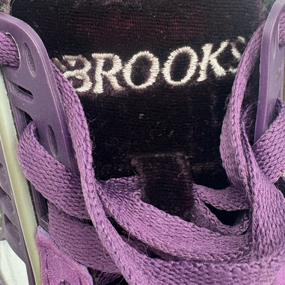 Brooks Heritage Regent Sneakers Purple Velvet Suede Silver Women’s Size 10 - Picture 6 of 9